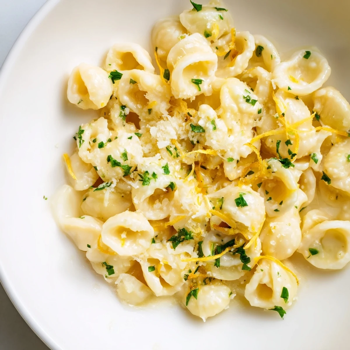 Steaming bowl of 15-Minute Creamy Garlic Butter Ditalini, a quick, comforting pasta supper.