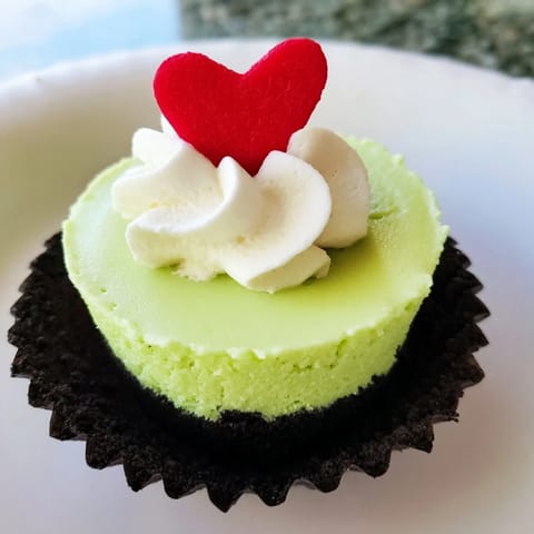 Grinch Mini Cheesecakes
